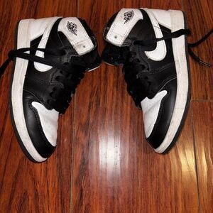 Air Jordan 1 retro high size 1.5y kids